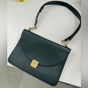 Cuyana deep emerald green leather shoulder bag with trifold